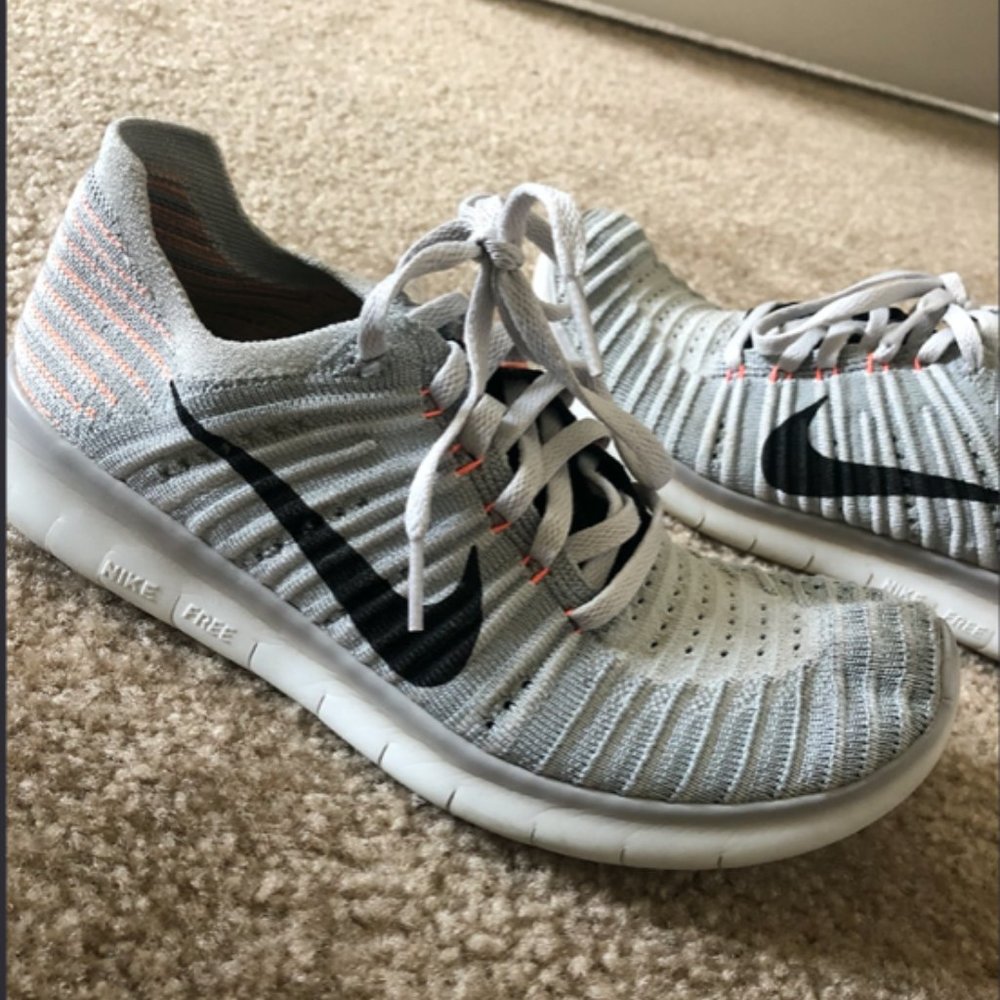 Nike FlyKnit Free RN